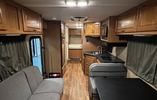 The Family Explorer: Spacious Class C RV