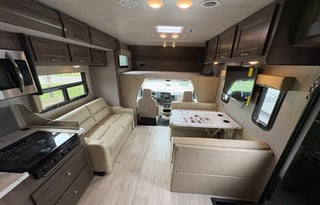 Kid's-Dream| Bunk Beds + 2 Queens + Outdoor Shower