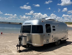 Airstream RV Caravel 22FB