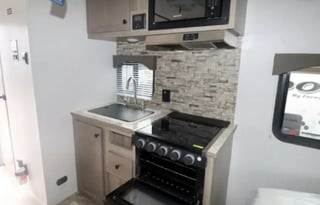 2023 Sunset Park RV Sun Lite 16BH