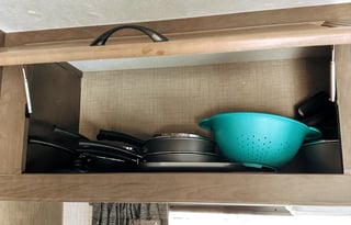 New listing! Fully furnished 2019 Thor 23a