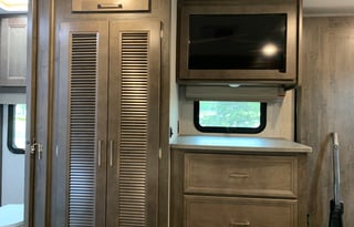 2022 Coachmen RV Mirada 35ES