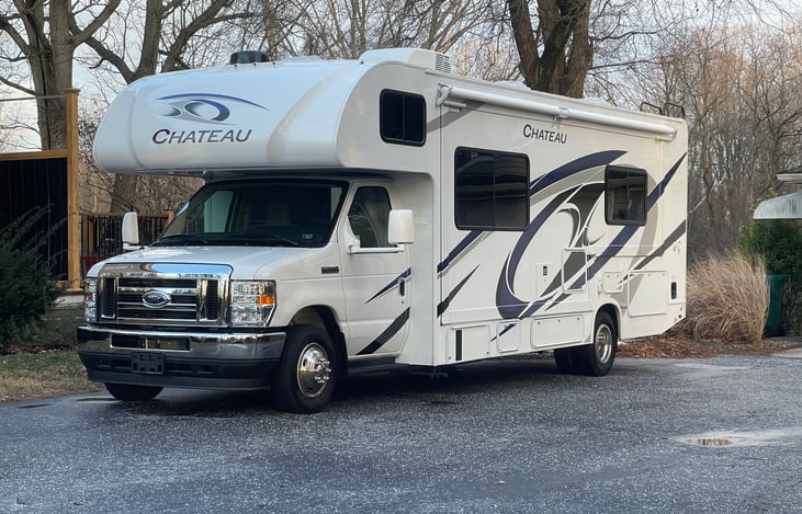 Best Chateau Ever! love this roomy coach!