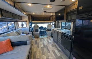 Rocky Mountain Forest River | Luxury | Vegas