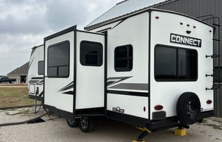 2023 KZ Connect C241RLK