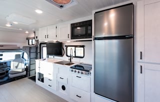 2022 EAST TO WEST Entrada 2900DS