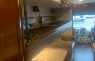 Home Away from Home - Bunkbed / 2 full Baths