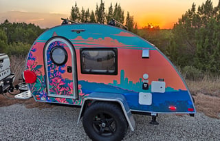 Cozy Teardrop Escape — Fully Loaded, A/C, Pets