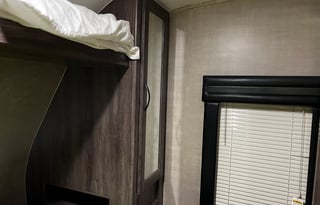 2019 Pacific Coachworks Powerlite 22FS