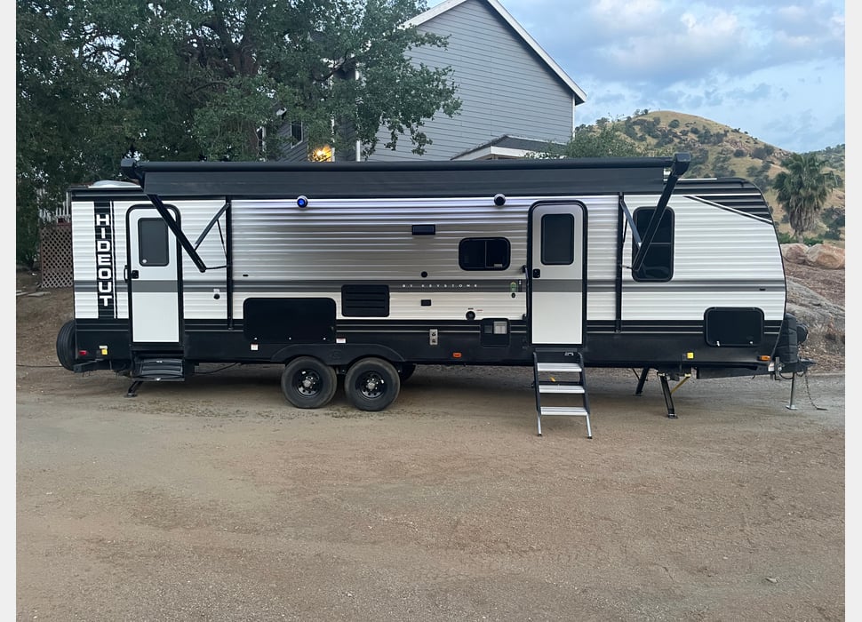 Travel Trailer rentals in Fresno