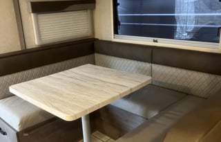 2022 Lance Lance Travel Trailers 1995 TT