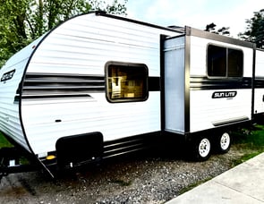 Sunset Park RV Sun-Lite 23RB