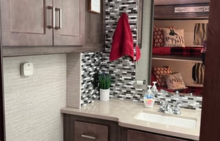 Funky Class C RV w/ 2 Bunks + Queen Suite Sleeps 8