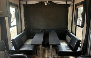 2018 5th Wheel Genesis Supreme 32 CR ToyHauler