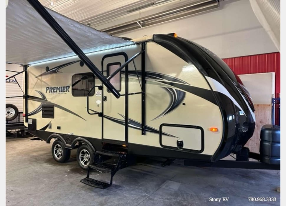 Travel Trailer rentals in Manchester