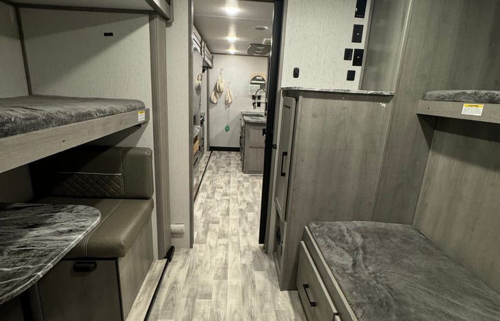 Bunk house - looking in to living