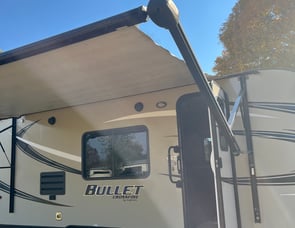 Keystone RV Bullet Crossfire 2070BH
