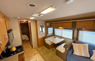 A Beautiful Cozy Motorhome for the Family