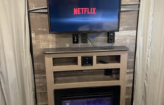 2021 Keystone RV Hideout 24BHWE