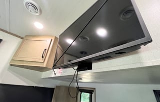 2022 Raptor 352 Toy Hauler