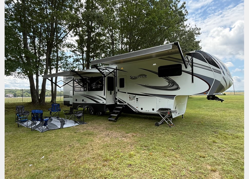 Fifth Wheel rentals in Boston