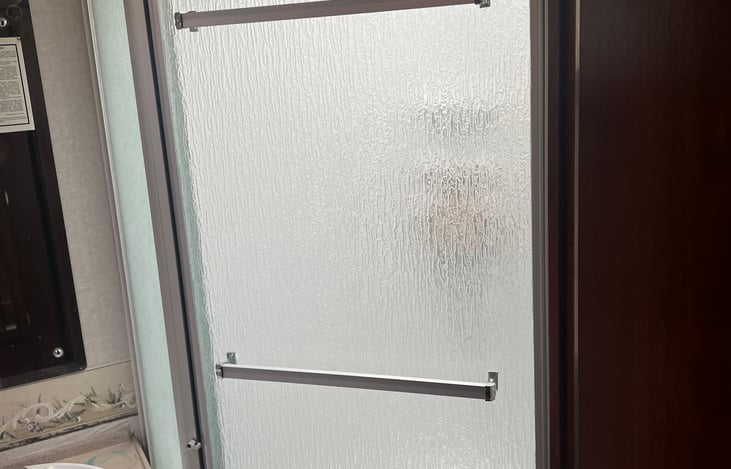 large full size shower