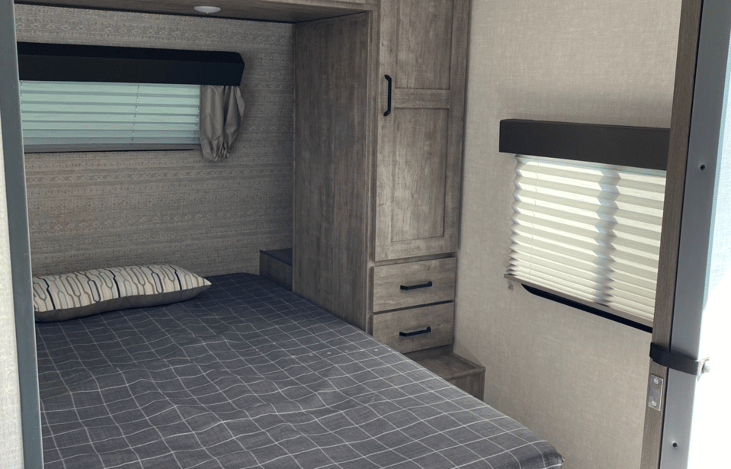 Master bedroom w/ sliding door