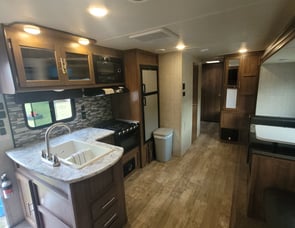 Gulf Stream RV Kingsport Ultra Lite 279BH
