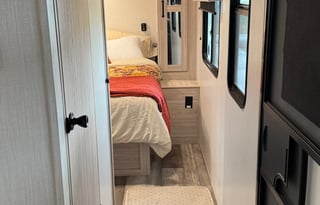 2024 Heartland Sundance Ultra Lite 293RL