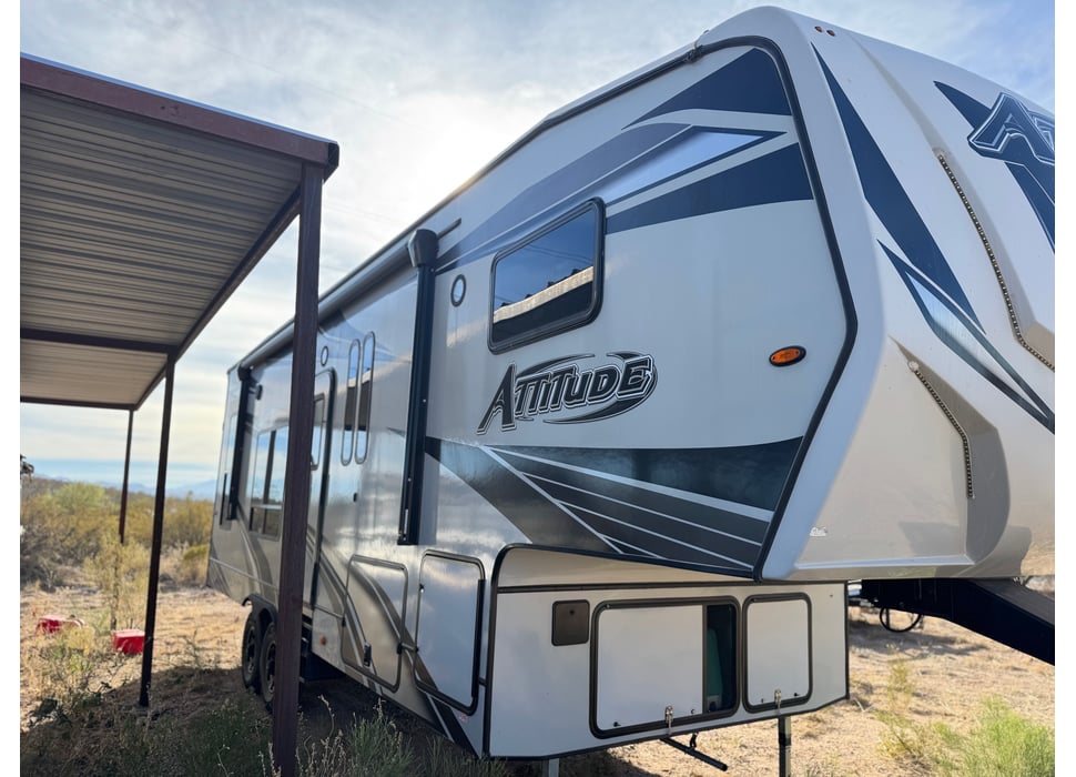 Fifth Wheel rentals in Tucson