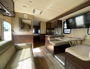 Thor Motor Coach Freedom Elite 29FE