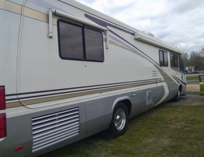 Monaco Executive Sierra IV