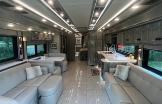 2020 Luxury Tiffin RV Deliver Disney/Daytona/Camps