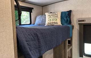Spacious GLAMPING in “Big Gem”