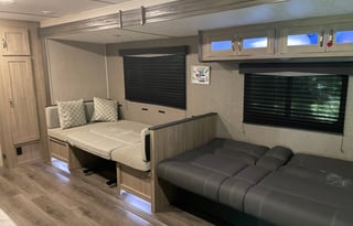 2021 Coachmen RV Freedom Express Select 29SE