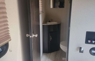 2016 Grand Design Momentum M-Class 350M