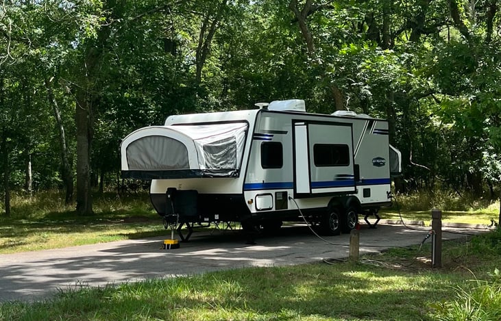 Pictures from a satisfied renter @ Brazos State Park
Camper fully Setup, A/C running ice cold in the TX HEAT !!!
