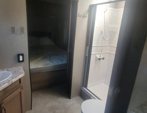 Grand Design Transcend 32BHS