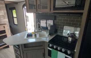 2021 Keystone RV Hideout 26' Family Bunkhouse