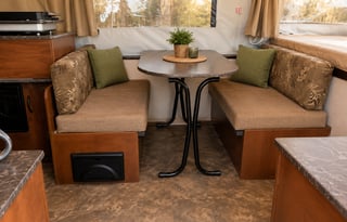 Cozy Jayco Pop-Up | Family Friendly & Easy to Tow