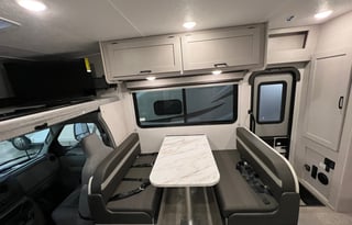 2024 Coachmen RV Freelander 30BH Ford 450