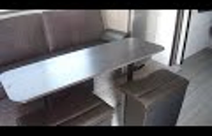 Eating area for 6 people