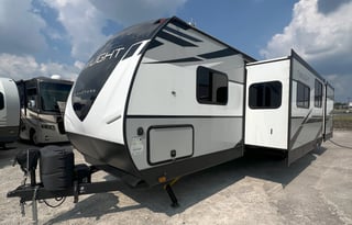 2021 Cruiser Twilight Signature TWS 3300