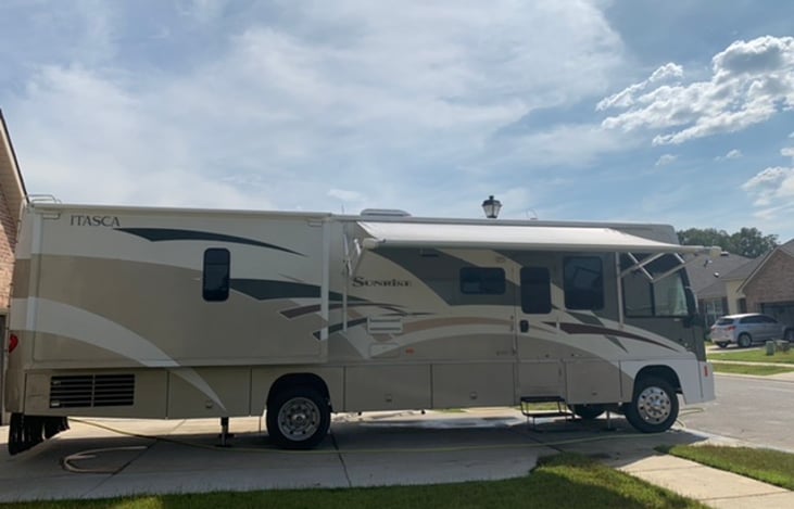 35.0 Suncruiser 35P Class A Motor Home | RVshare
