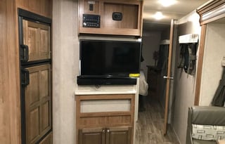 Forest River Flagstaff Micro Lite 25FKS Colorado