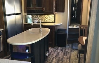 Luxury in the wilderness at a lower price