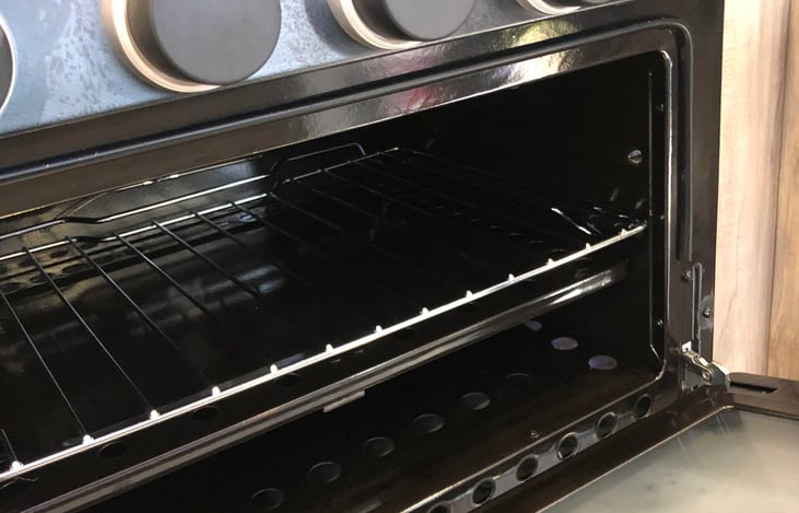Gas oven