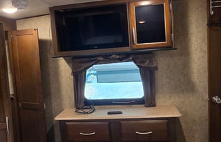 2018 Prime Time RV Crusader 340RST