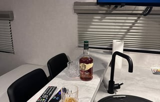 The Labrador Lodge – Pet-Friendly, Off-Grid Camper