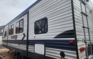 2021 CrossRoads RV Zinger Lite
